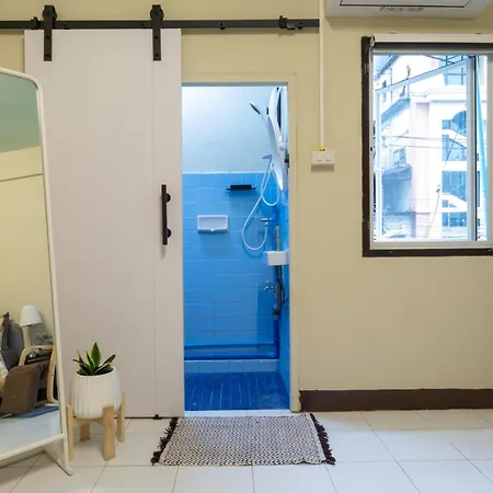 204Hideaway-Local Room With Street Food Only 15 Min Walk To Skytrain Bangkok Exterior photo
