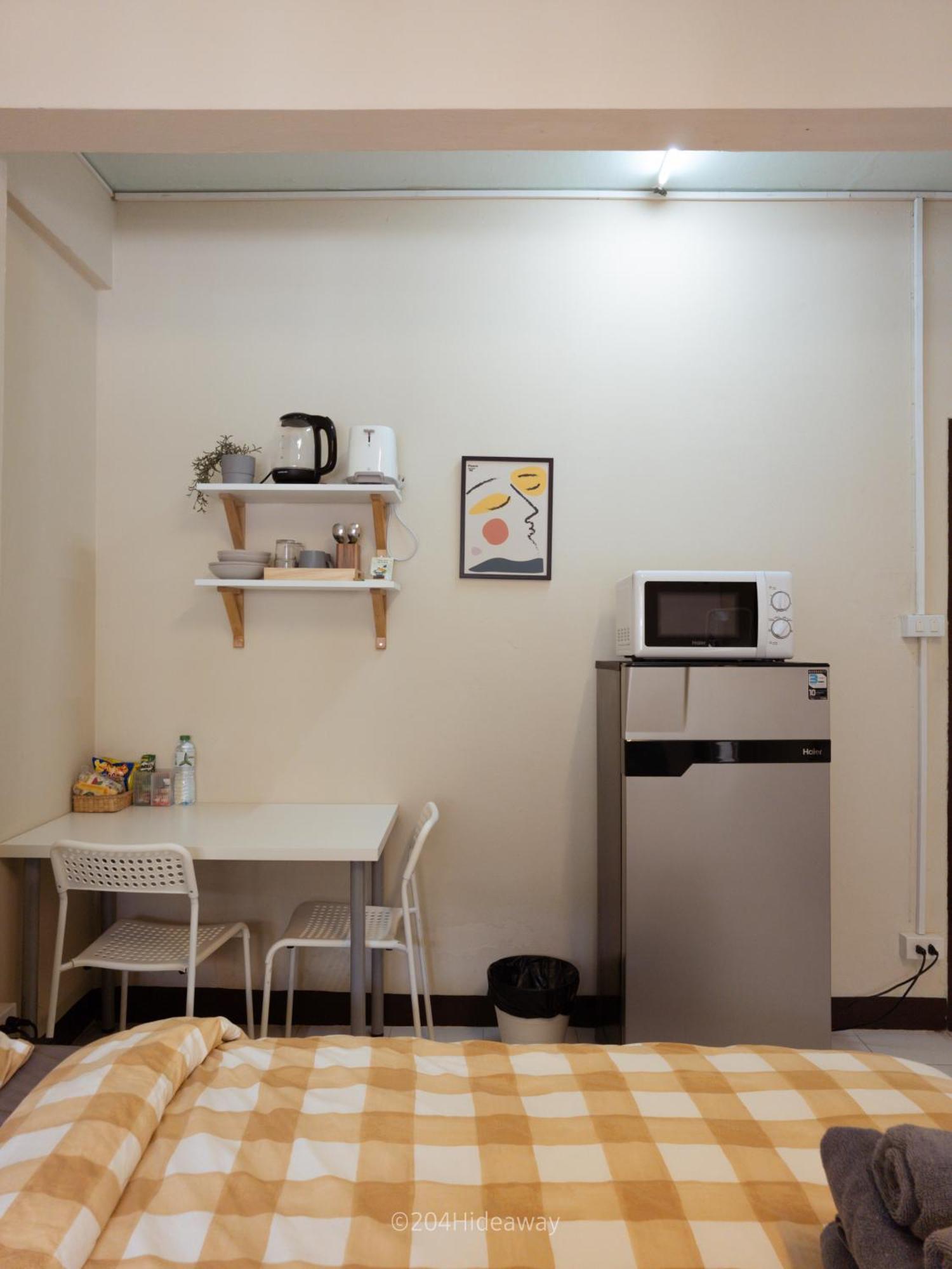 Apartemen 204hideaway-local With Street Food Only 15 Min Walk To Skytrain