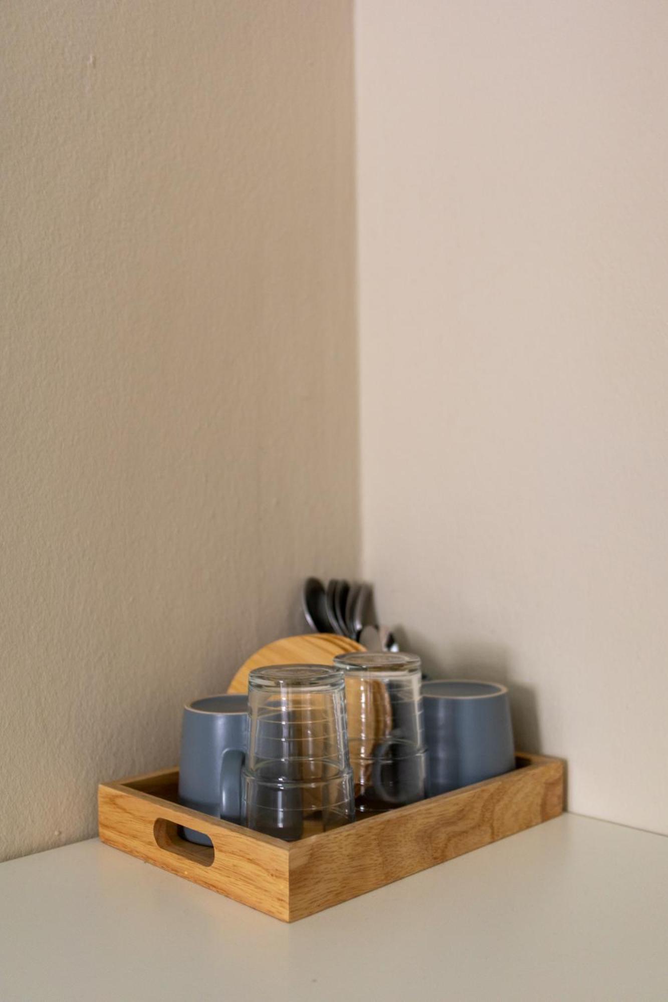 Apartemen 204hideaway-local With Street Food Only 15 Min Walk To Skytrain